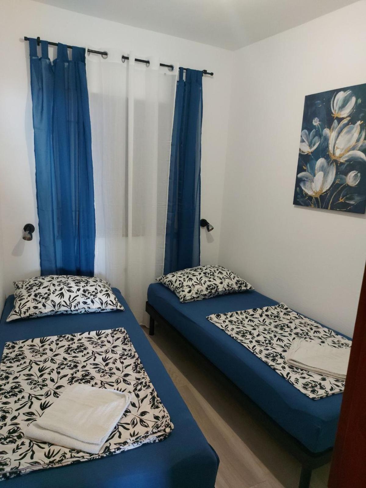 Private Accommodation Stara Baška Exteriér fotografie